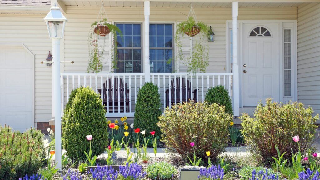 Springtime In Florida: Maintenance Items to Expect If You're A New Homeowner