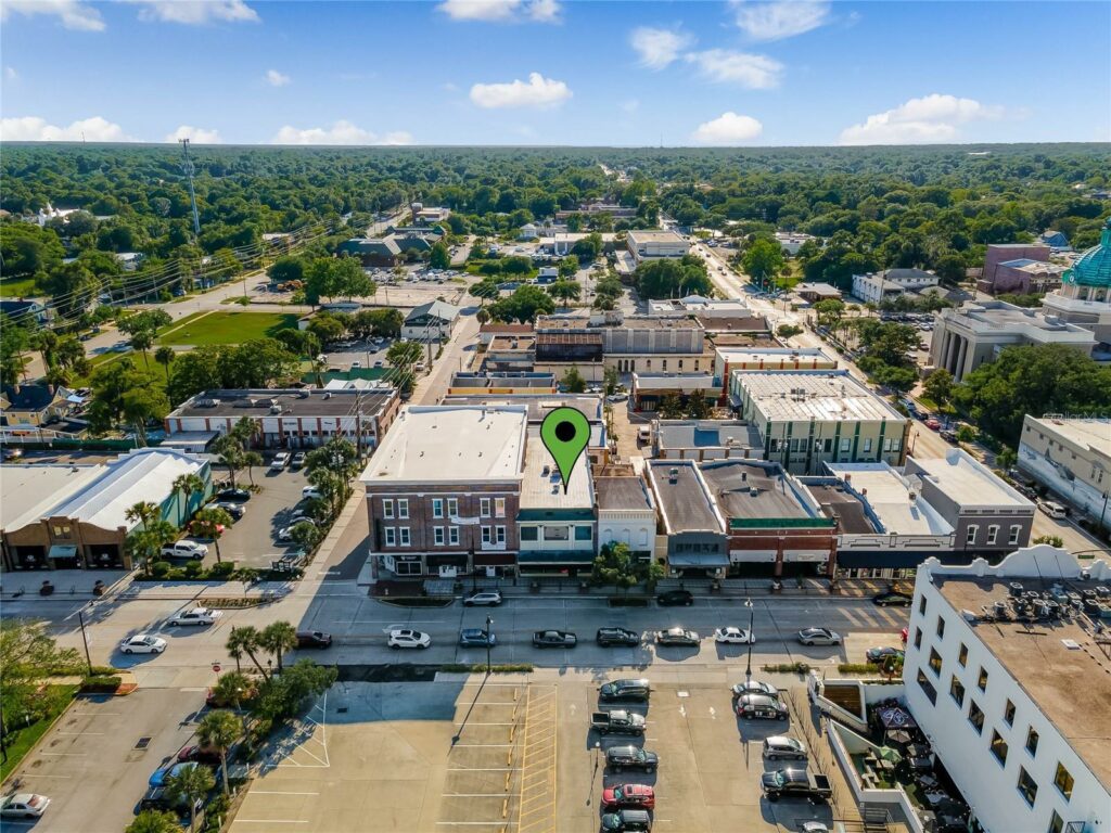 114 S WOODLAND BOULEVARD, DELAND, Florida 32720